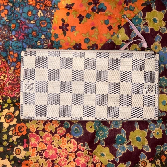 Louis Vuitton Card Wallet from Félicie Pochette Purse White